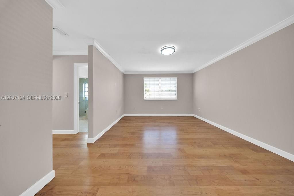 В аренду: $4,350 (4 спален, 2 ванн, 1725 Квадратных фут)