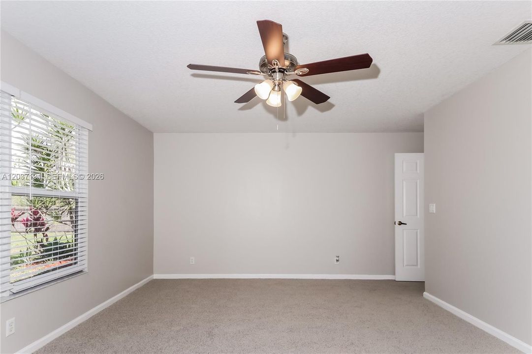 For Sale: $425,000 (3 beds, 2 baths, 1988 Square Feet)