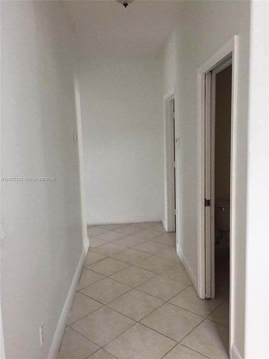 В аренду: $5,495 (4 спален, 2 ванн, 3579 Квадратных фут)