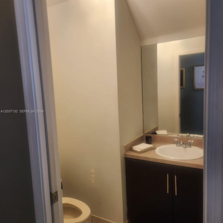 В аренду: $5,495 (4 спален, 2 ванн, 3579 Квадратных фут)