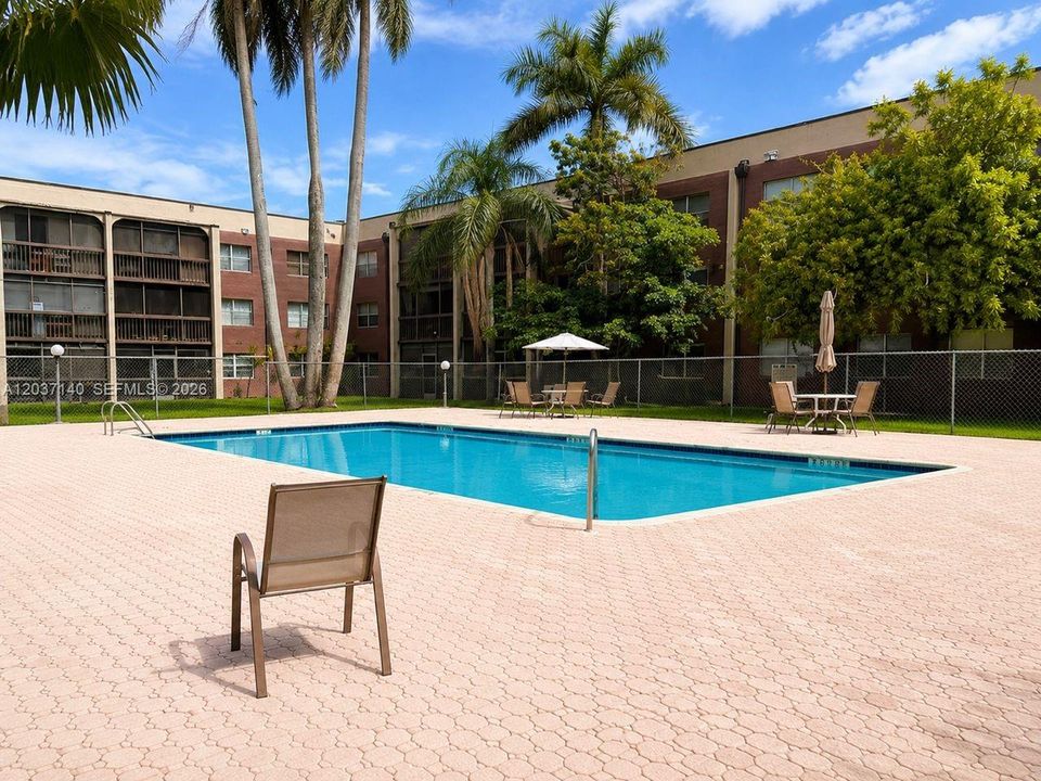 En Venta: $211,900 (2 camas, 2 baños, 1060 Pies cuadrados)