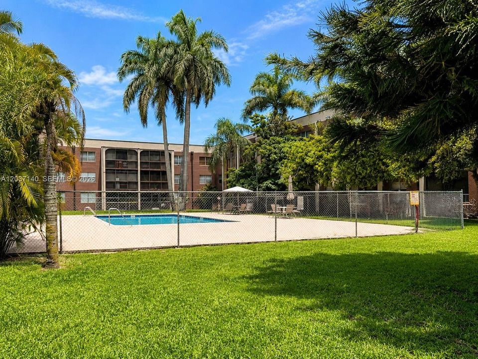 En Venta: $211,900 (2 camas, 2 baños, 1060 Pies cuadrados)