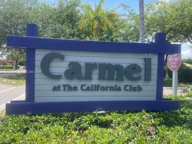 For Sale: $185,000 (2 beds, 2 baths, 907 Square Feet)
