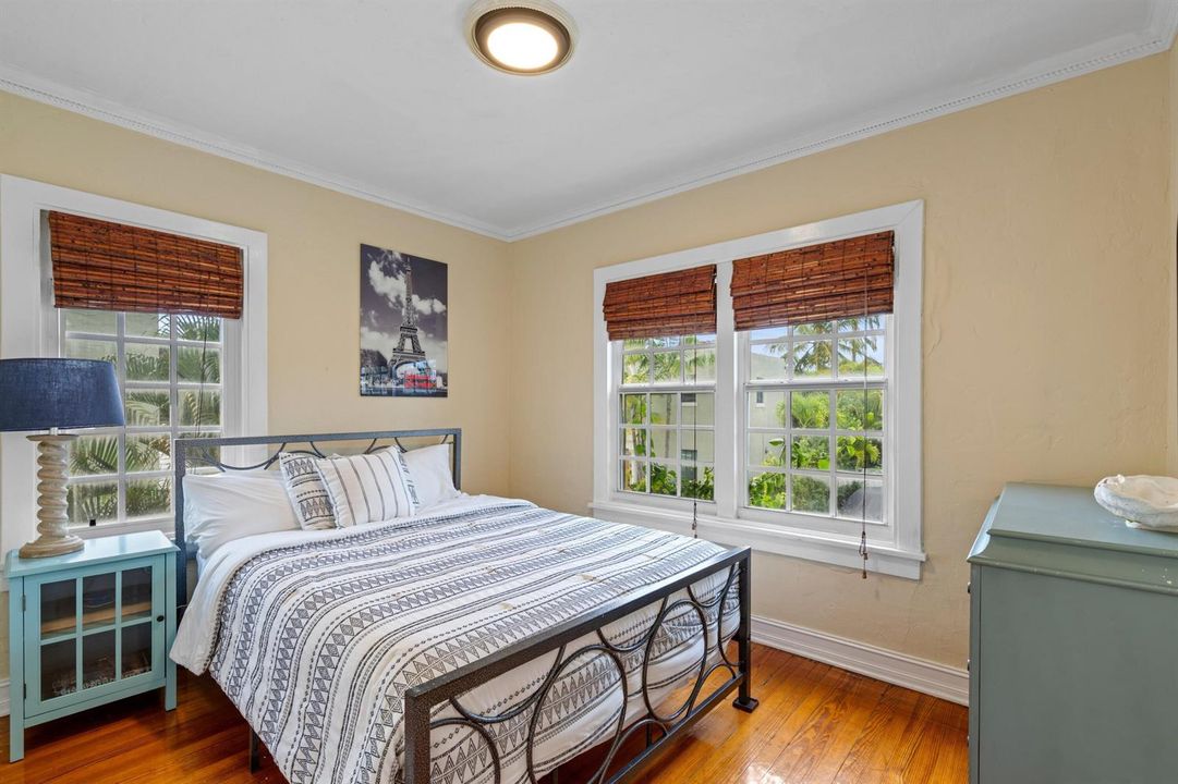 13 - Guest Bedroom 1