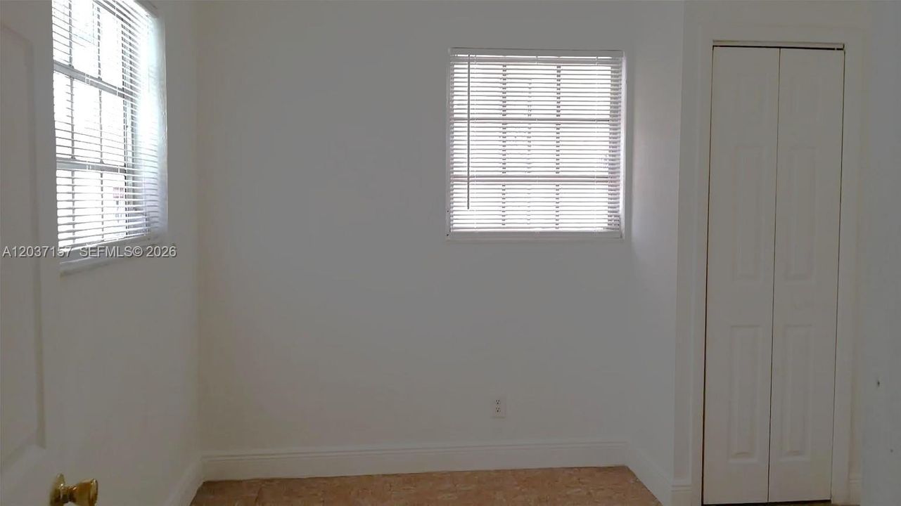 В аренду: $2,500 (4 спален, 2 ванн, 1184 Квадратных фут)