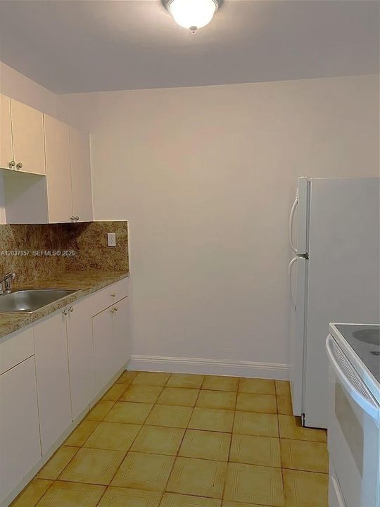 В аренду: $2,500 (4 спален, 2 ванн, 1184 Квадратных фут)