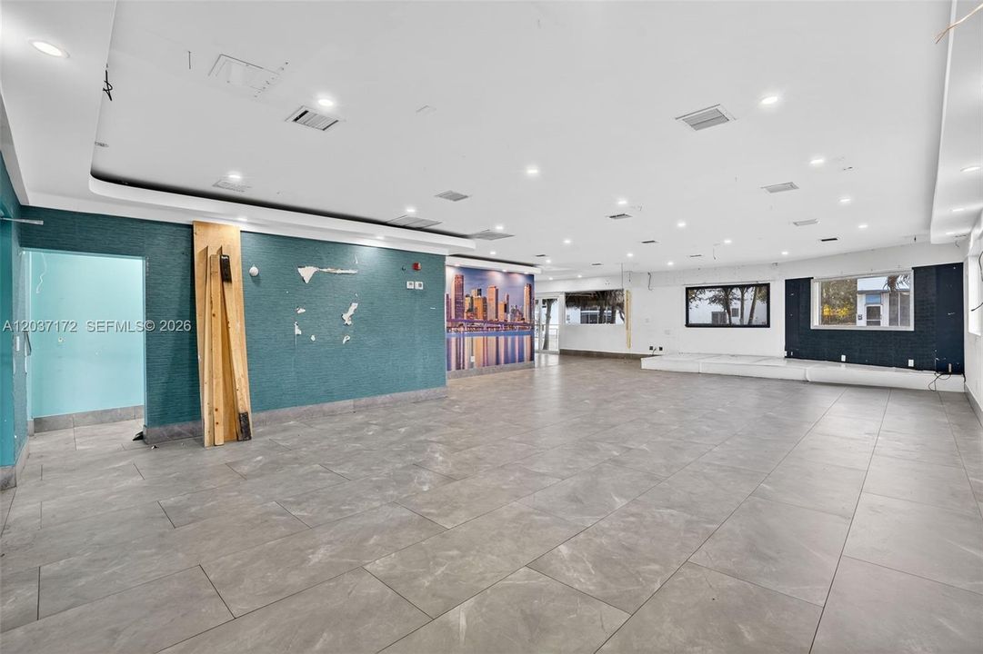 На продажу: $4,399,000 (0 спален, 0 ванн, 0 Квадратных фут)