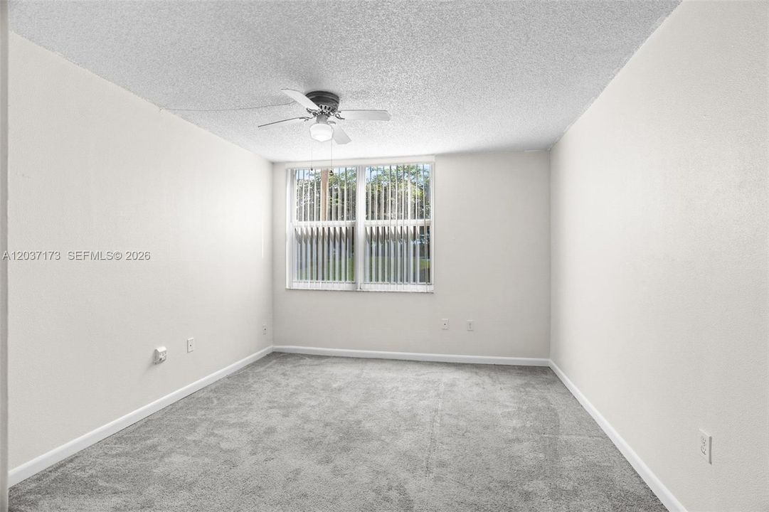 En Venta: $225,000 (2 camas, 2 baños, 1000 Pies cuadrados)