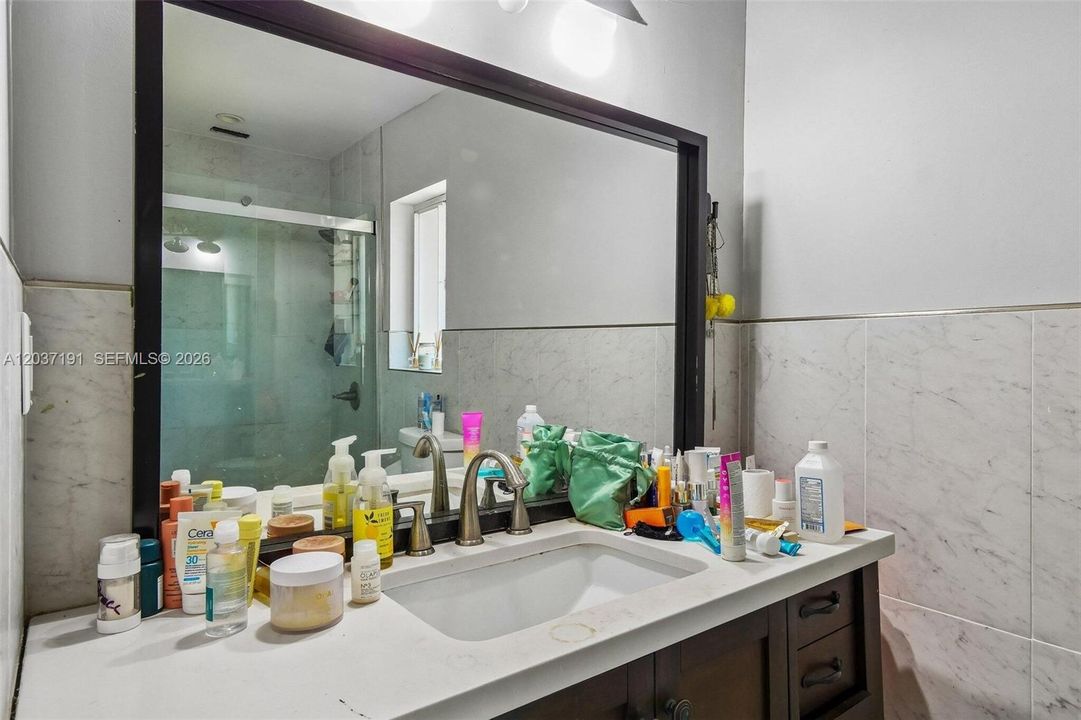 For Sale: $625,000 (4 beds, 3 baths, 1812 Square Feet)