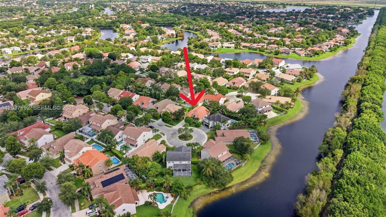 For Sale: $839,000 (4 beds, 3 baths, 2088 Square Feet)