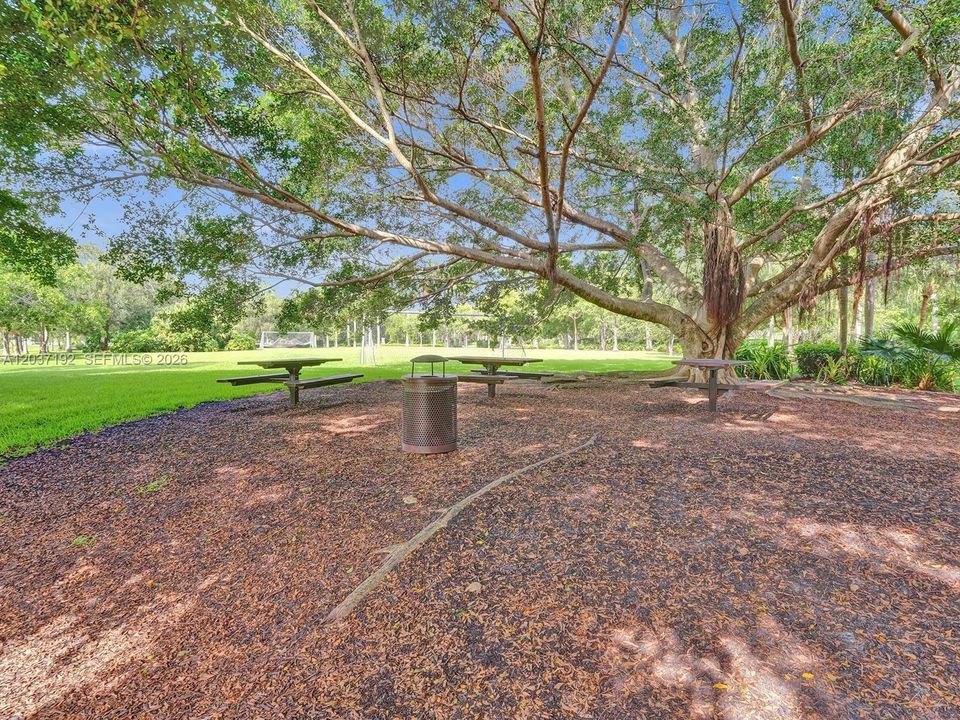 For Sale: $839,000 (4 beds, 3 baths, 2088 Square Feet)
