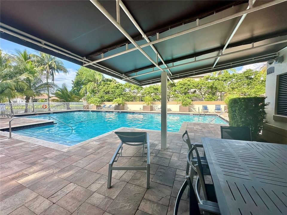 For Sale: $839,000 (4 beds, 3 baths, 2088 Square Feet)