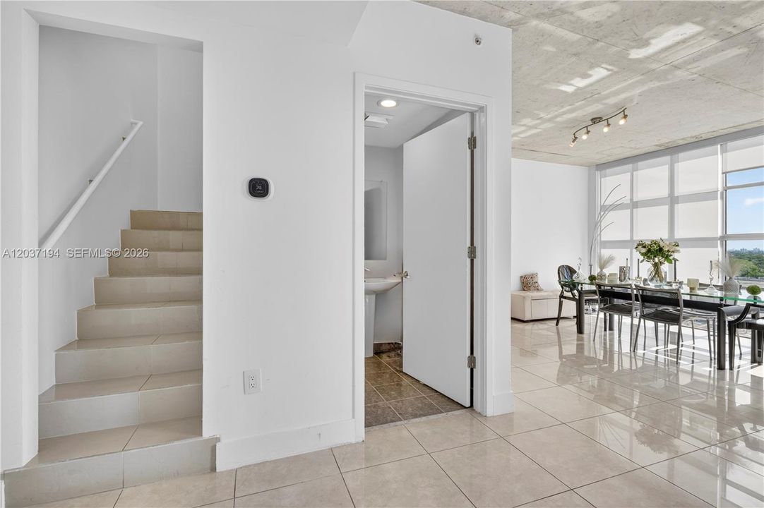 For Sale: $797,000 (2 beds, 2 baths, 1570 Square Feet)
