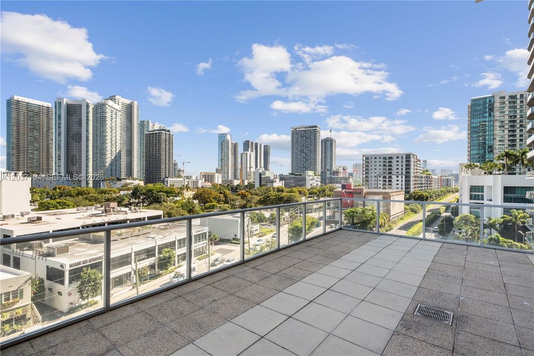 For Sale: $797,000 (2 beds, 2 baths, 1570 Square Feet)
