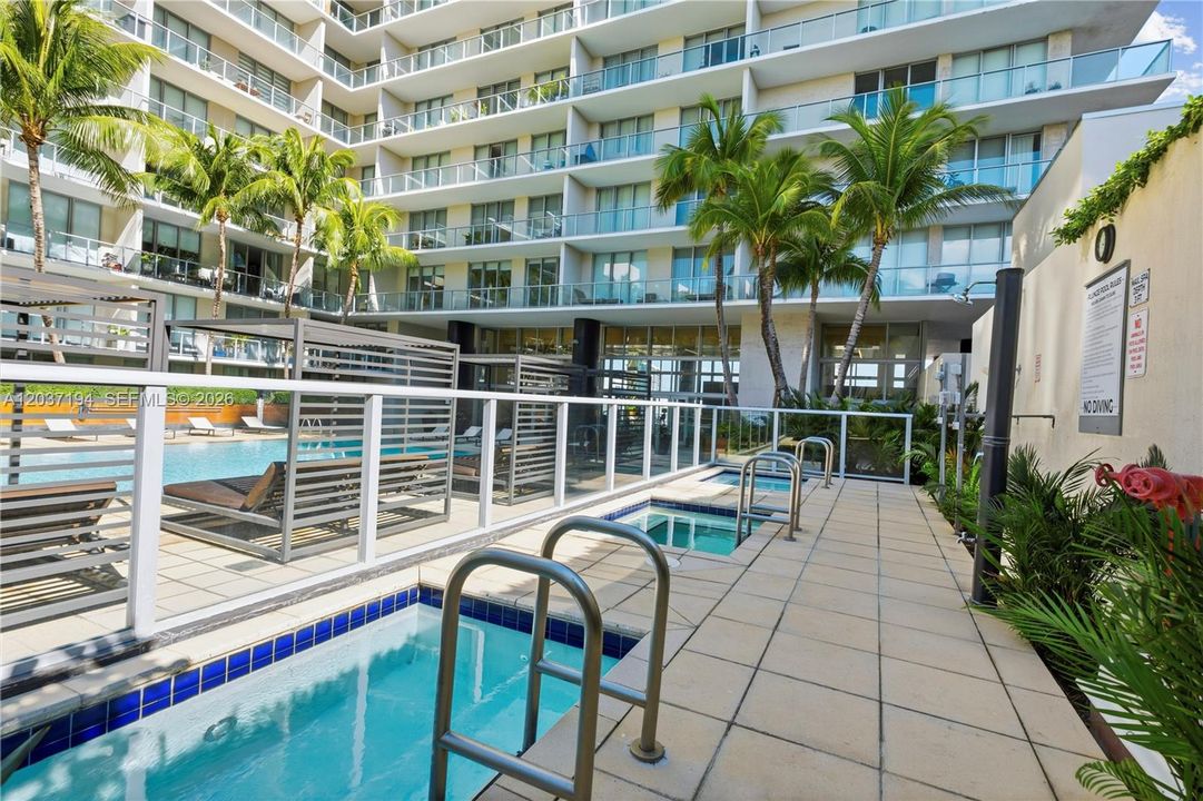 For Sale: $797,000 (2 beds, 2 baths, 1570 Square Feet)