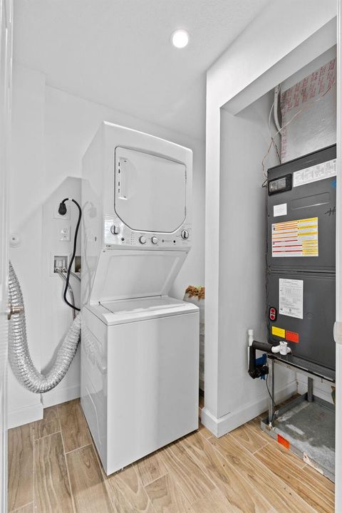 29-web-or-mls-A7406958
