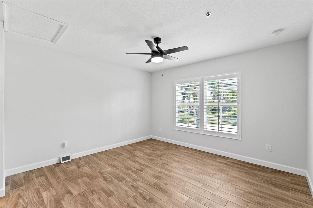 25-web-or-mls-A7406964