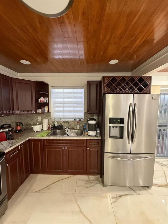 For Sale: $499,000 (4 beds, 3 baths, 1283 Square Feet)