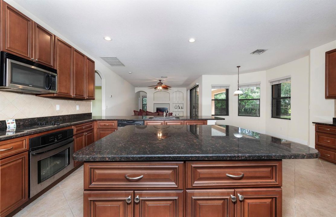 Kitchen 3