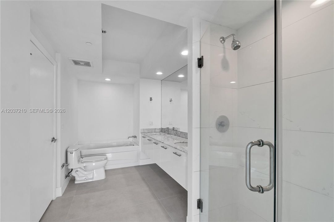 В аренду: $3,700 (1 спален, 1 ванн, 806 Квадратных фут)