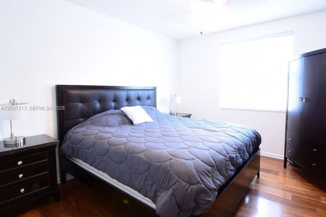 En Renta: $3,700 (3 camas, 2 baños, 1353 Pies cuadrados)