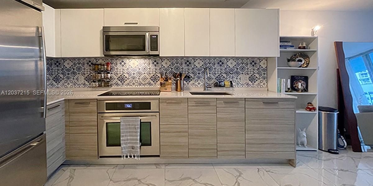 В аренду: $3,600 (1 спален, 1 ванн, 644 Квадратных фут)
