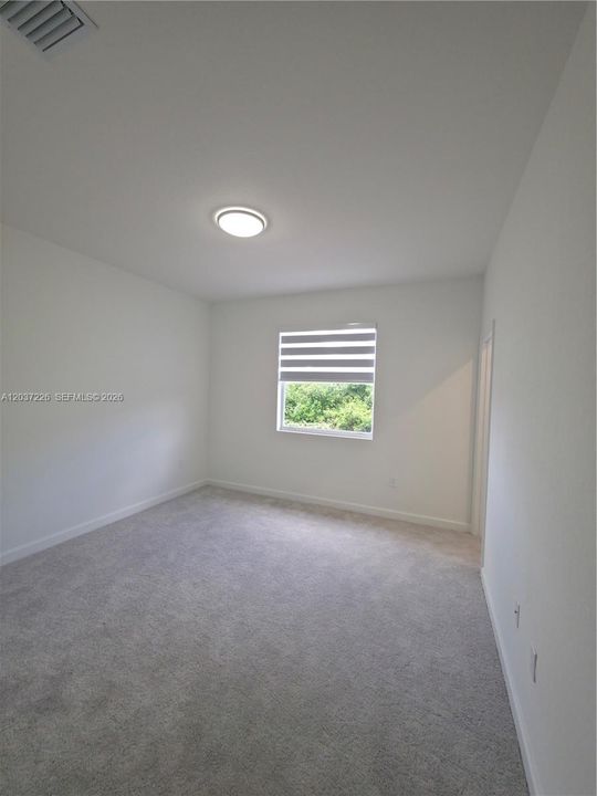For Rent: $2,300 (3 beds, 2 baths, 1414 Square Feet)