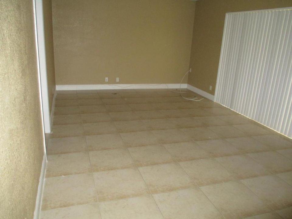 Living room 1