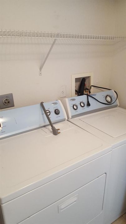 Laundry unit closet