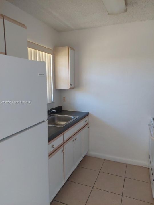 En Renta: $2,250 (2 camas, 1 baños, 1100 Pies cuadrados)