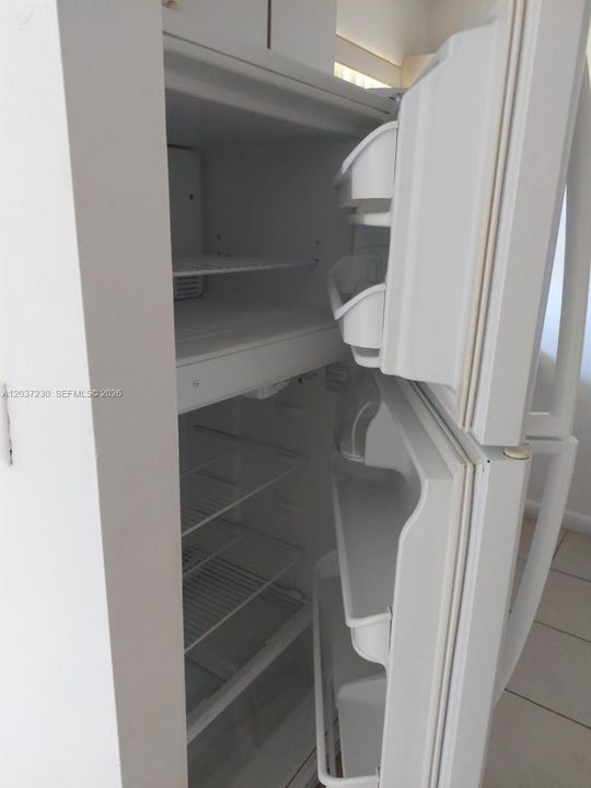 En Renta: $2,250 (2 camas, 1 baños, 1100 Pies cuadrados)