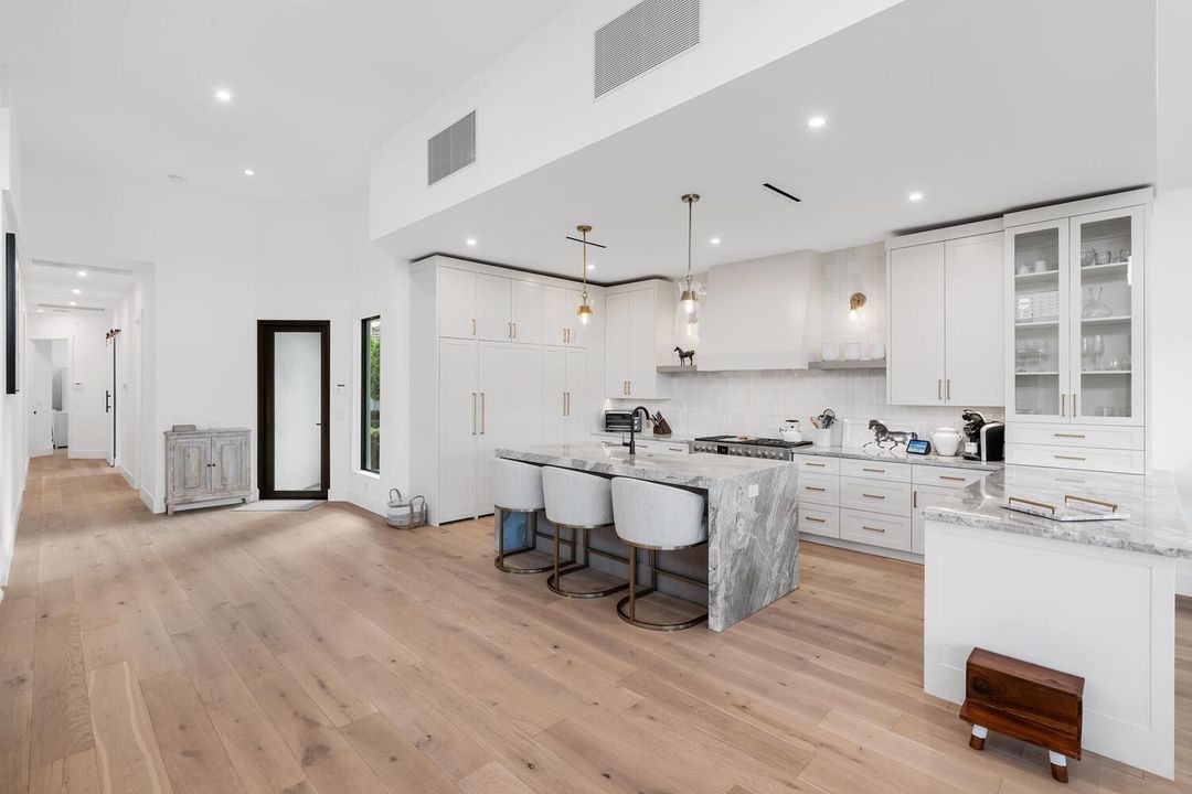 12618 Mallet Cir Wellington FL-large-019