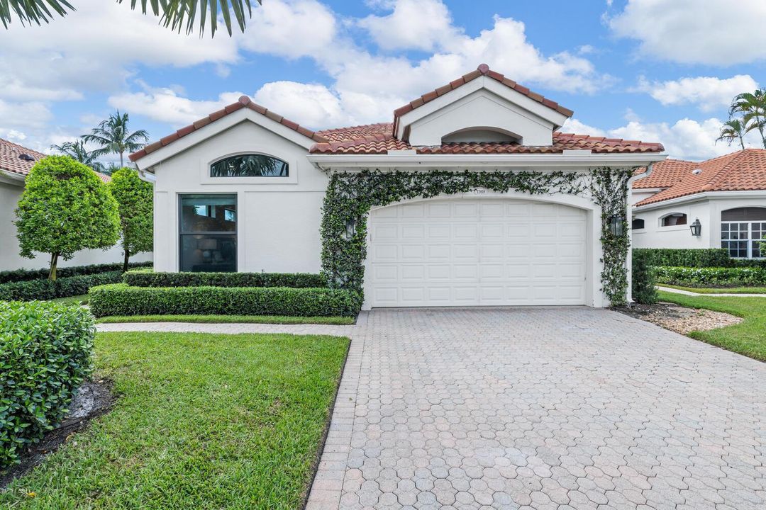 12618 Mallet Cir Wellington FL-large-068
