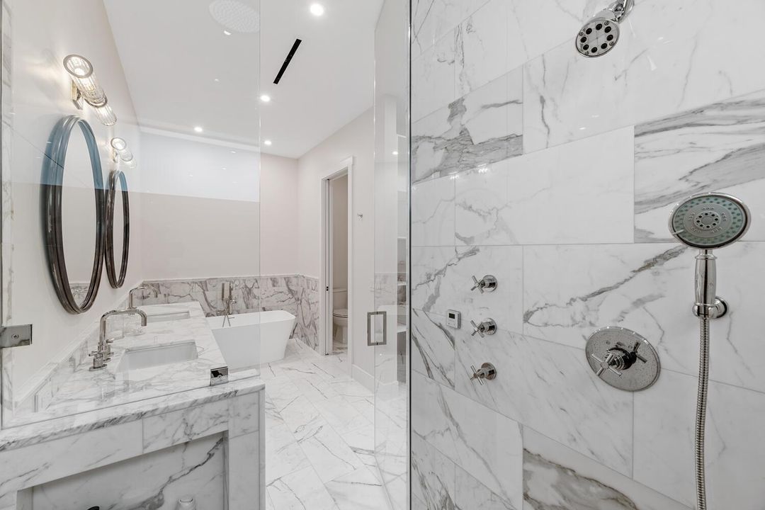 12618 Mallet Cir Wellington FL-large-048