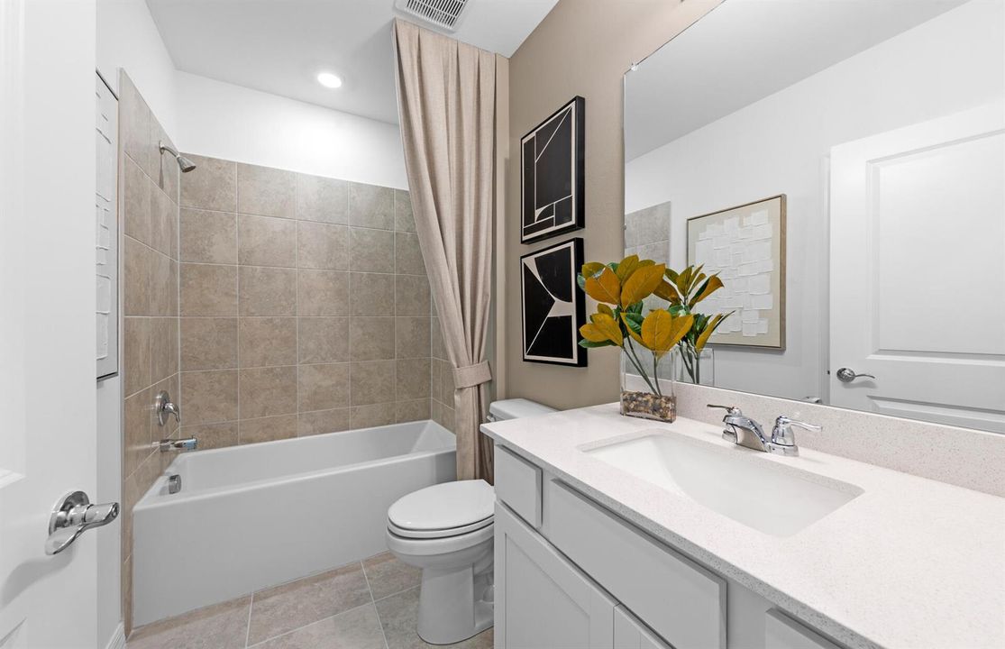 SWFL_CX_WIS_McNair_Bath 2