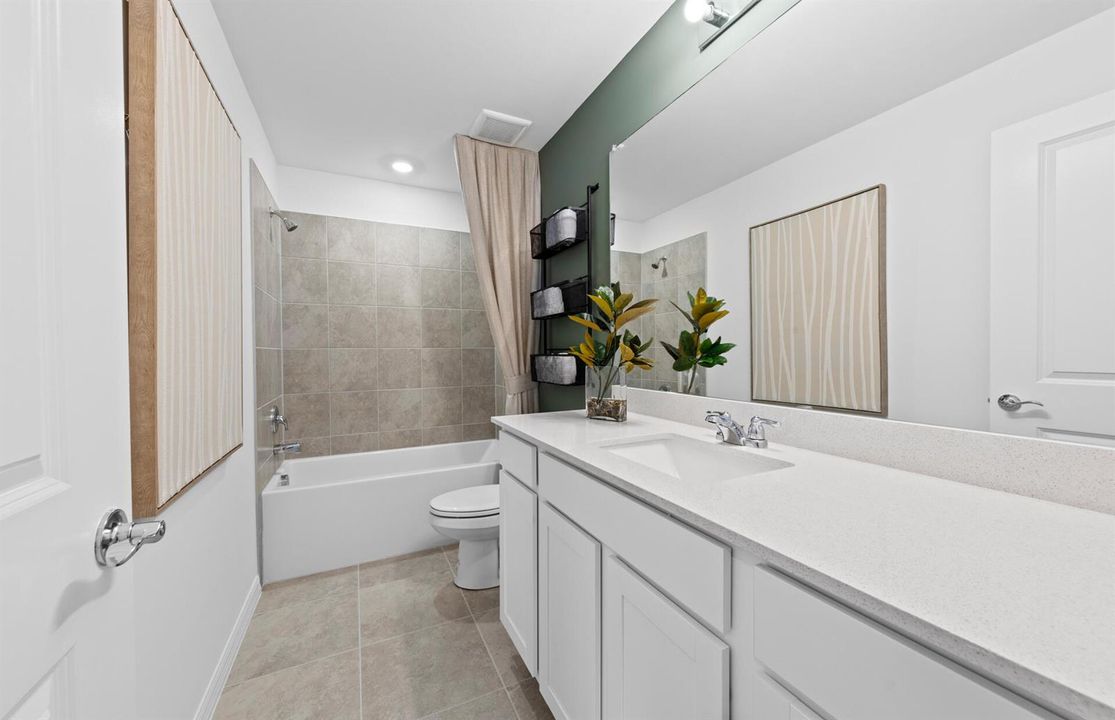 SWFL_CX_WIS_McNair_Bath 3