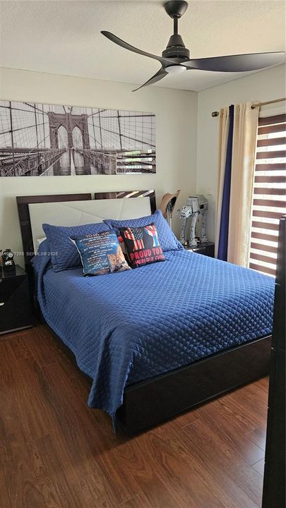 For Rent: $3,500 (3 beds, 2 baths, 1539 Square Feet)