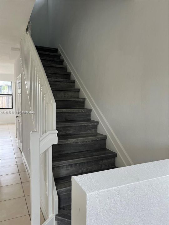 For Rent: $2,600 (3 beds, 2 baths, 1524 Square Feet)