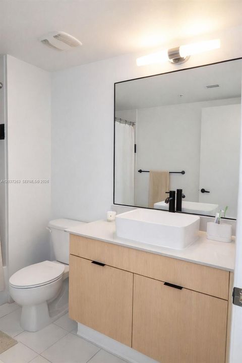 В аренду: $3,200 (2 спален, 2 ванн, 967 Квадратных фут)