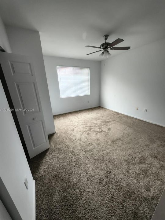В аренду: $2,700 (2 спален, 2 ванн, 1401 Квадратных фут)