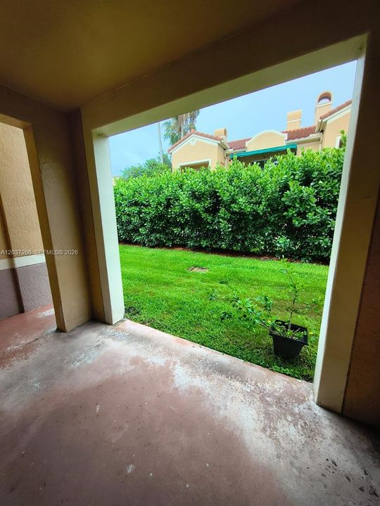 В аренду: $2,700 (2 спален, 2 ванн, 1401 Квадратных фут)