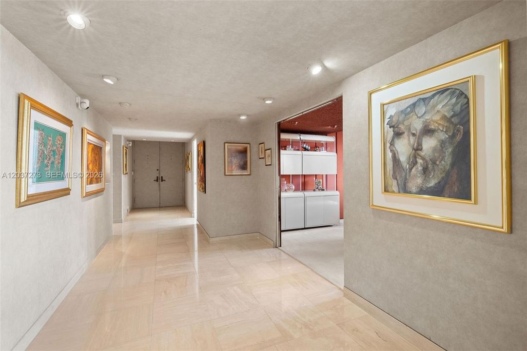 For Sale: $1,750,000 (3 beds, 4 baths, 2868 Square Feet)