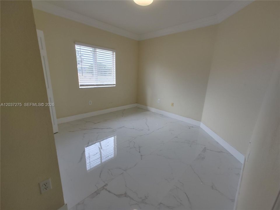 En Renta: $4,800 (6 camas, 3 baños, 3155 Pies cuadrados)