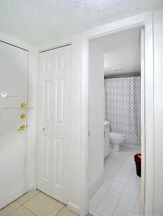 В аренду: $1,950 (2 спален, 1 ванн, 690 Квадратных фут)
