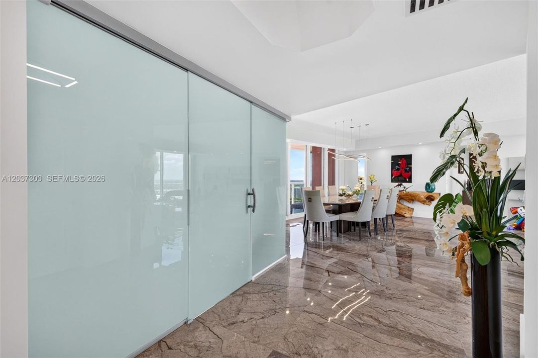For Sale: $1,650,000 (4 beds, 3 baths, 2720 Square Feet)