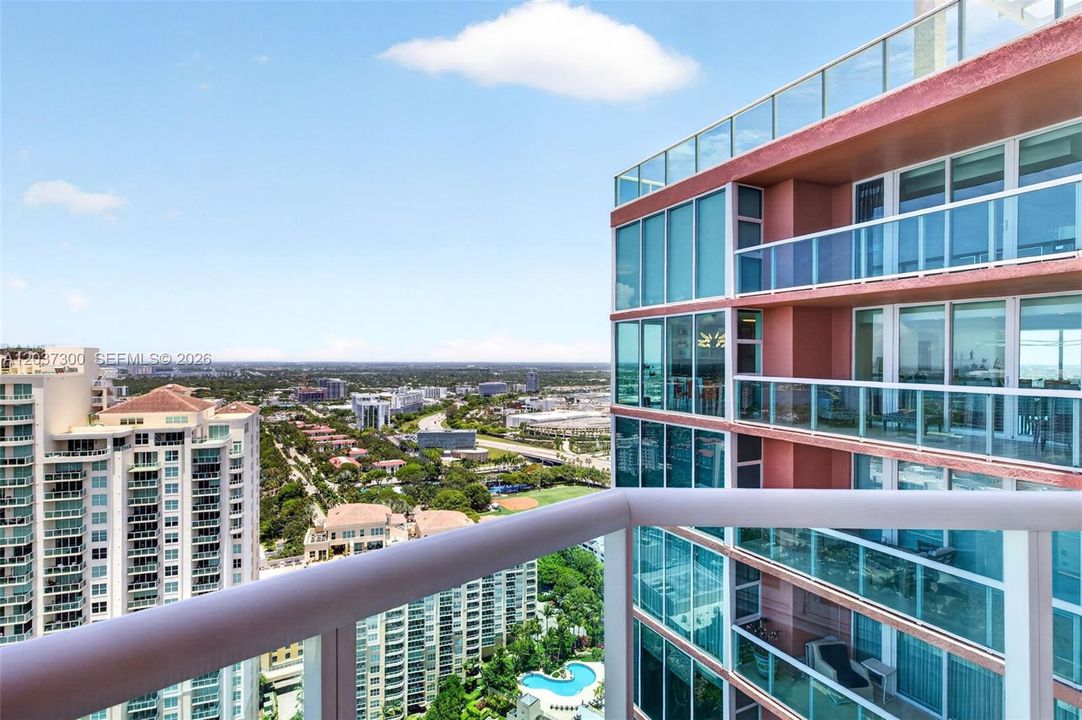 For Sale: $1,650,000 (4 beds, 3 baths, 2720 Square Feet)