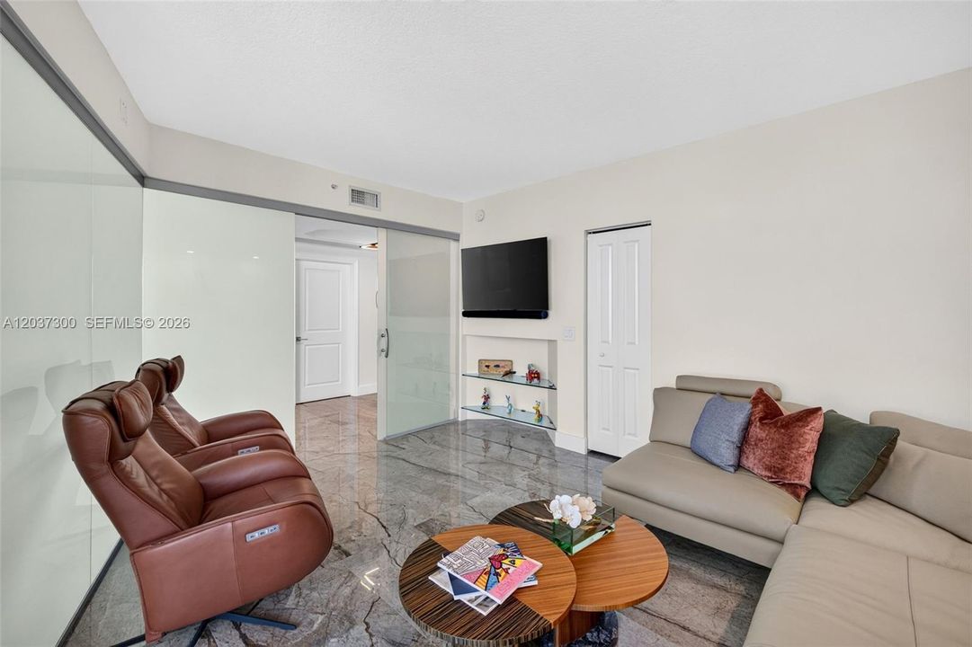 For Sale: $1,650,000 (4 beds, 3 baths, 2720 Square Feet)