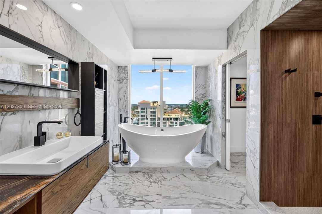 For Sale: $1,650,000 (4 beds, 3 baths, 2720 Square Feet)