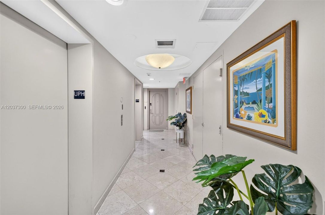For Sale: $1,650,000 (4 beds, 3 baths, 2720 Square Feet)