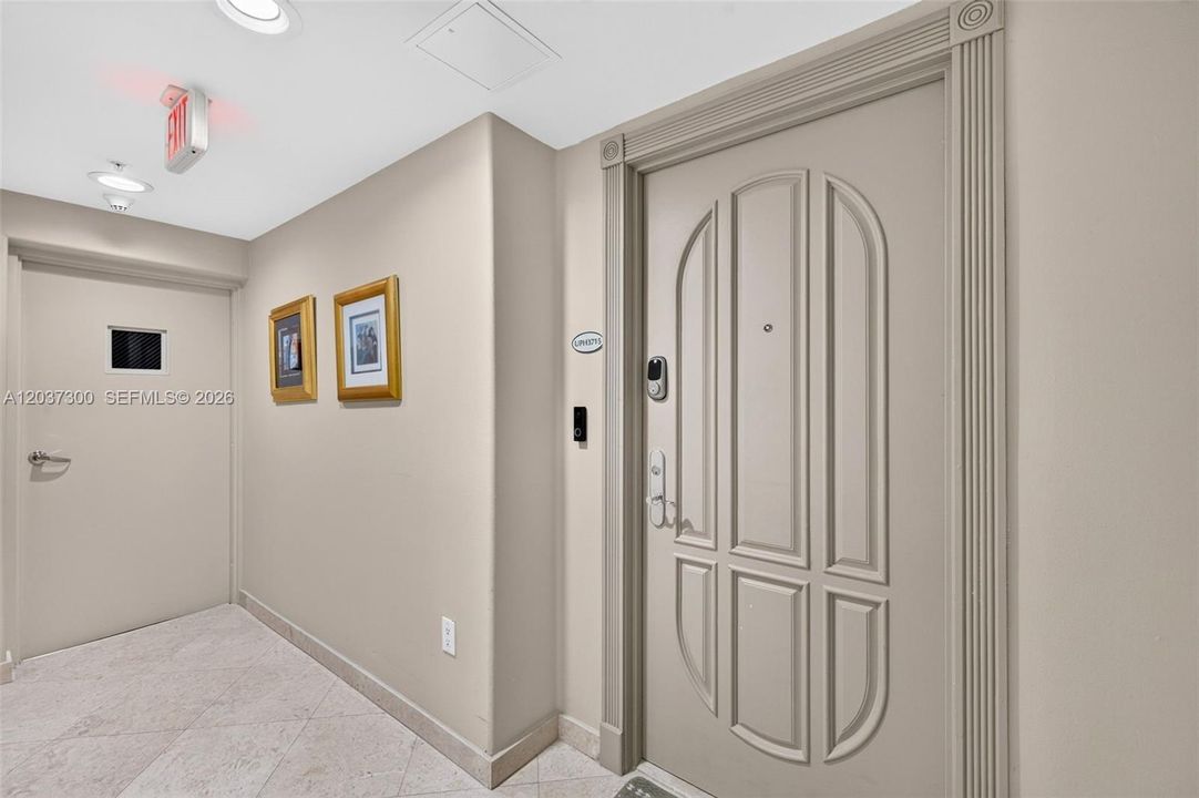 For Sale: $1,650,000 (4 beds, 3 baths, 2720 Square Feet)